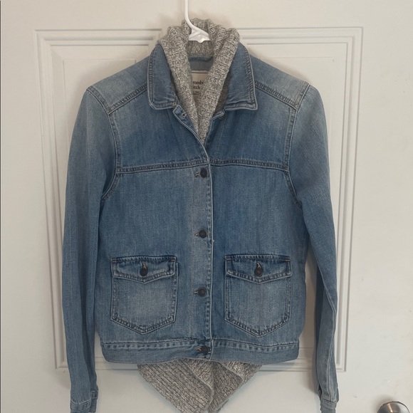 Abercrombie & Fitch Blue Denim Jacket with stitched in Gray Scarf - Picture 3 of 6